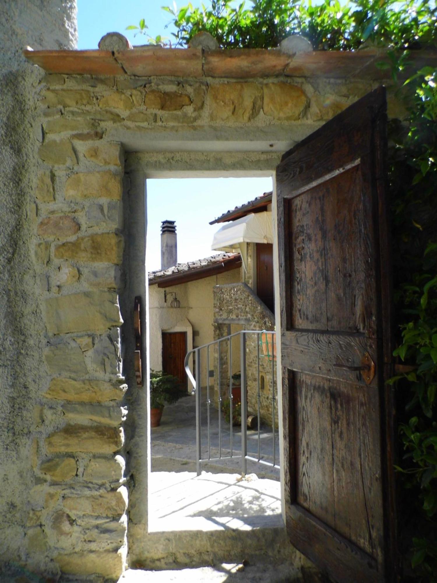 Casa Vacanze Podere Ugolini Ronta Dış mekan fotoğraf