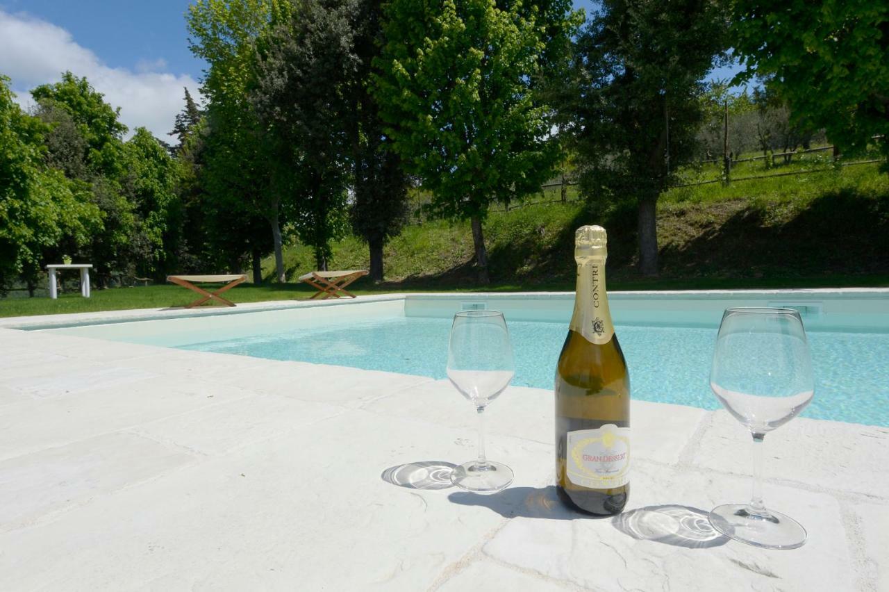 Casa Vacanze Podere Ugolini Ronta Dış mekan fotoğraf